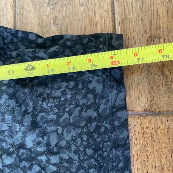 Lululemon | Align Tank Wild Thing Camo Deep Coal Black Gray Size 6 - Picture 5 of 7